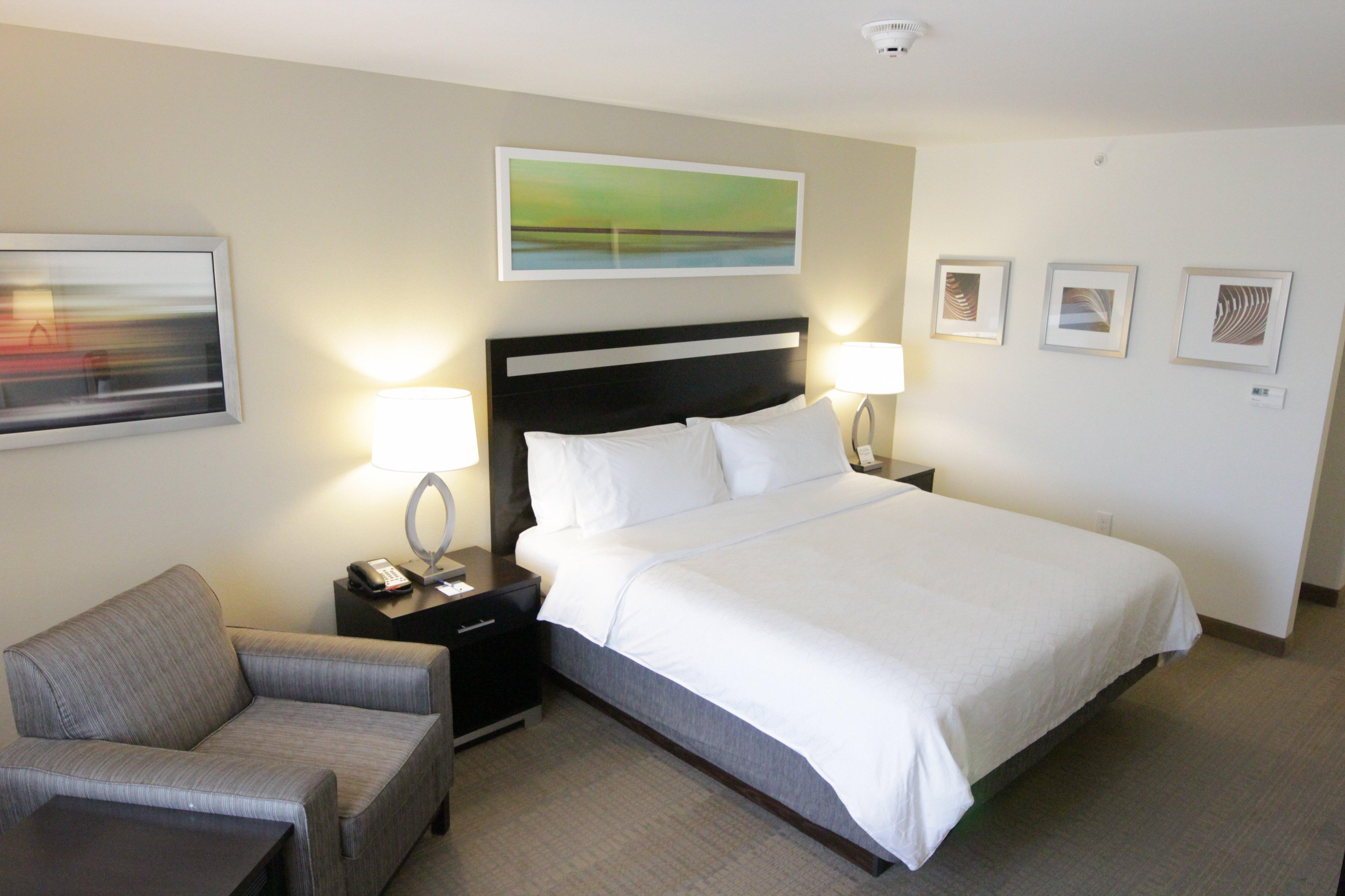 Holiday Inn Express And Suites Montgomery By Ihg Exterior photo