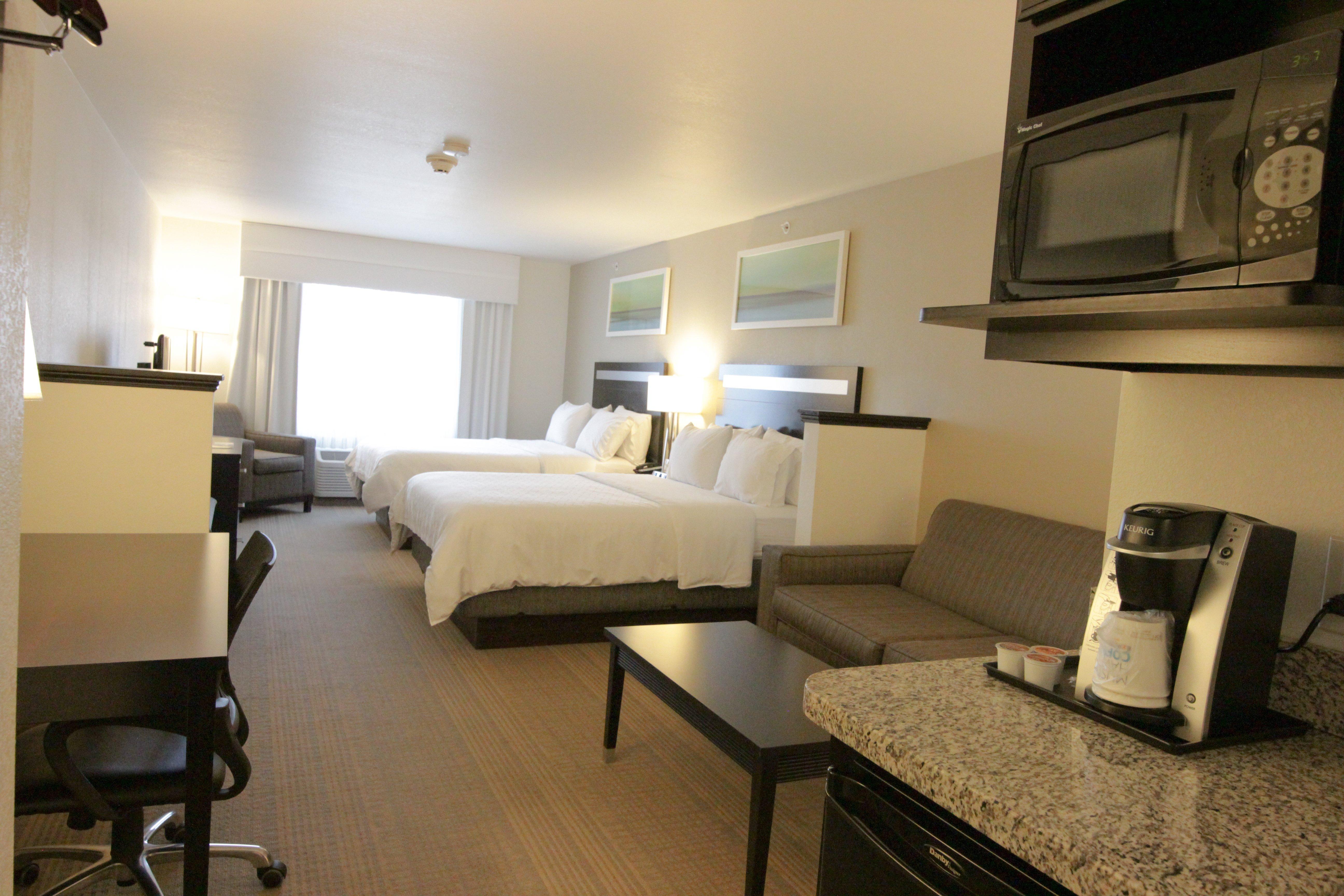 Holiday Inn Express And Suites Montgomery By Ihg Exterior photo